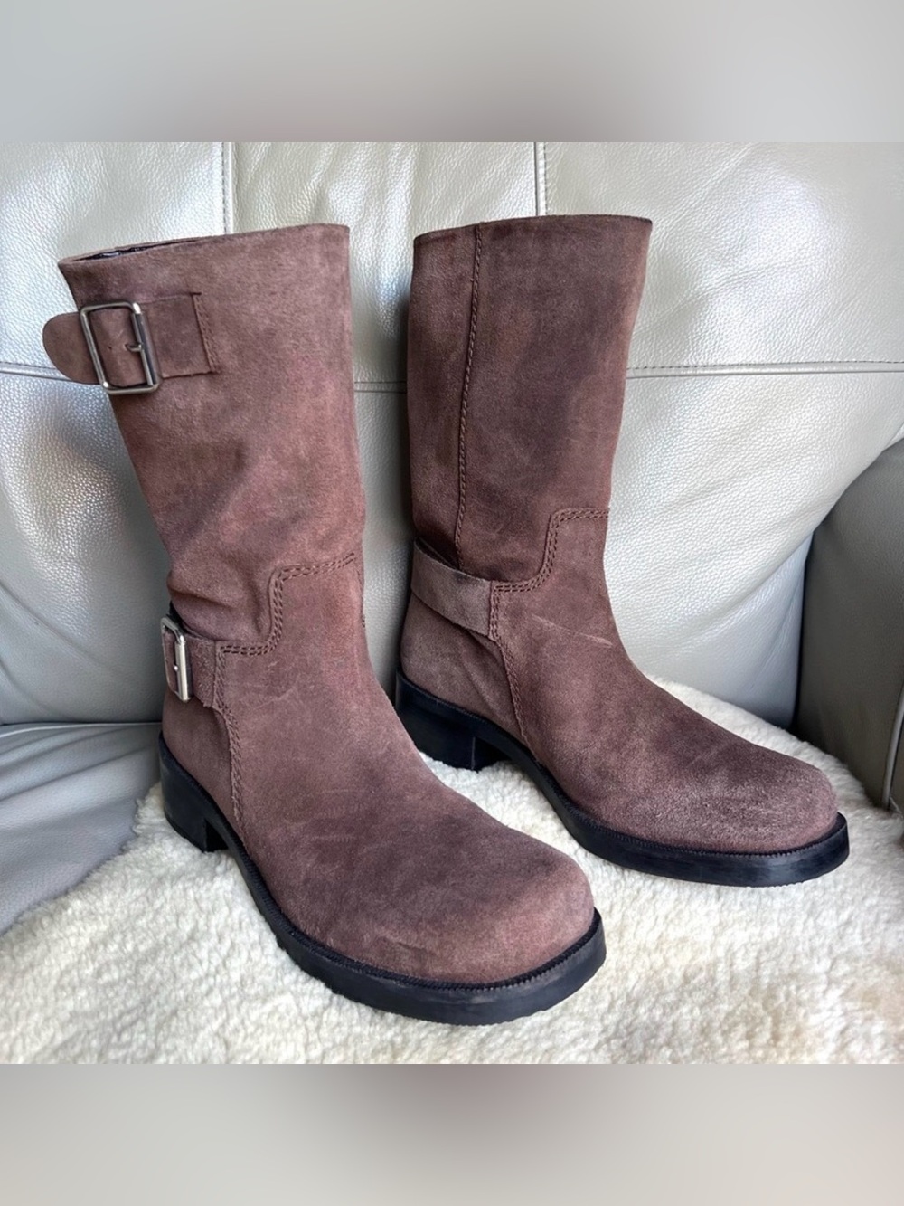 Zara Womens Buckled Suede Boots 
US 10 EU 41  Brown Leather Black Chunky Heel